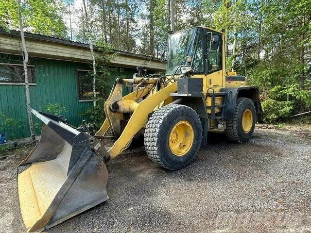 Komatsu WA 180-3 Kolesni nakladalci