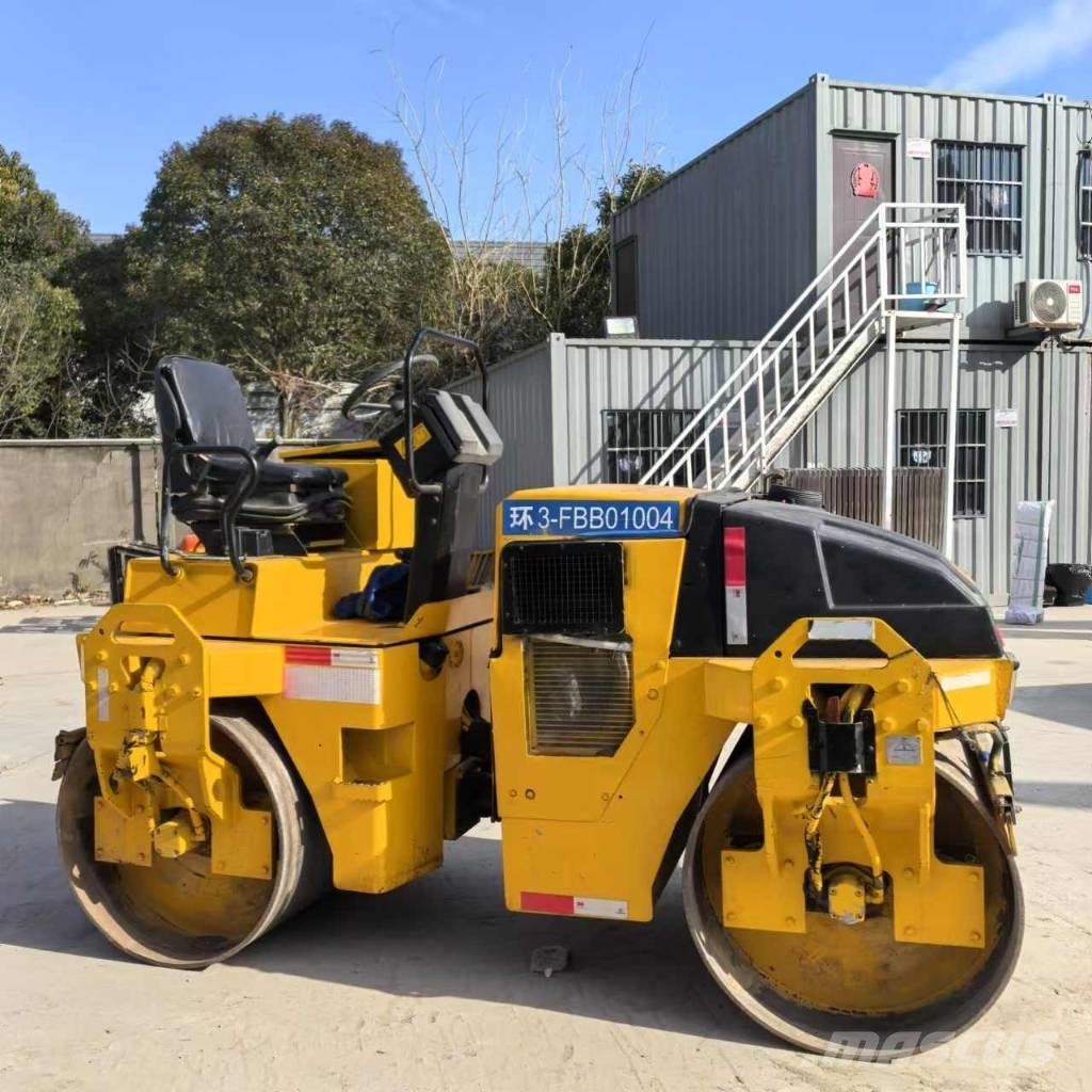 Dynapac CC 142 Dvojni valjarji