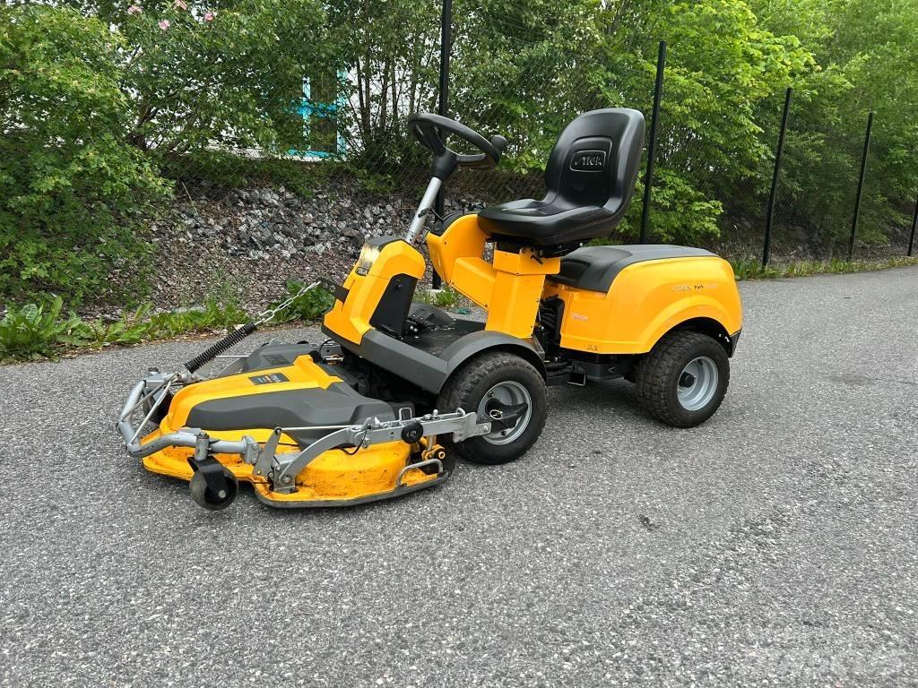Stiga Park 740 PWX Vrtni traktor kosilnice