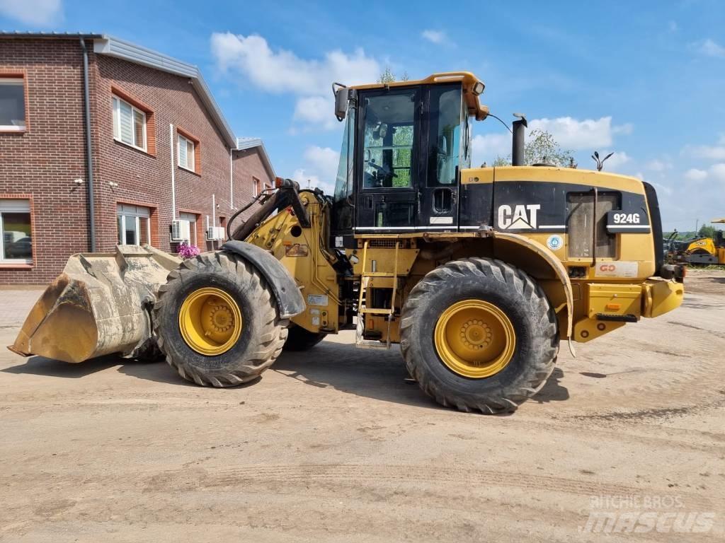 CAT 924 G Kolesni nakladalci
