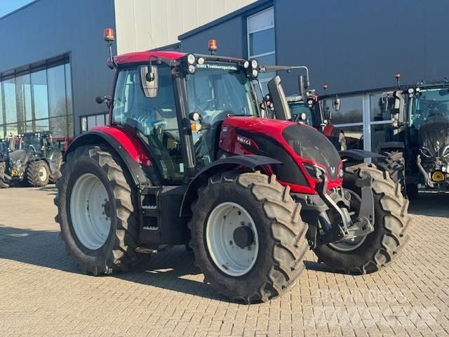 Valtra N134 Hitech Traktorji