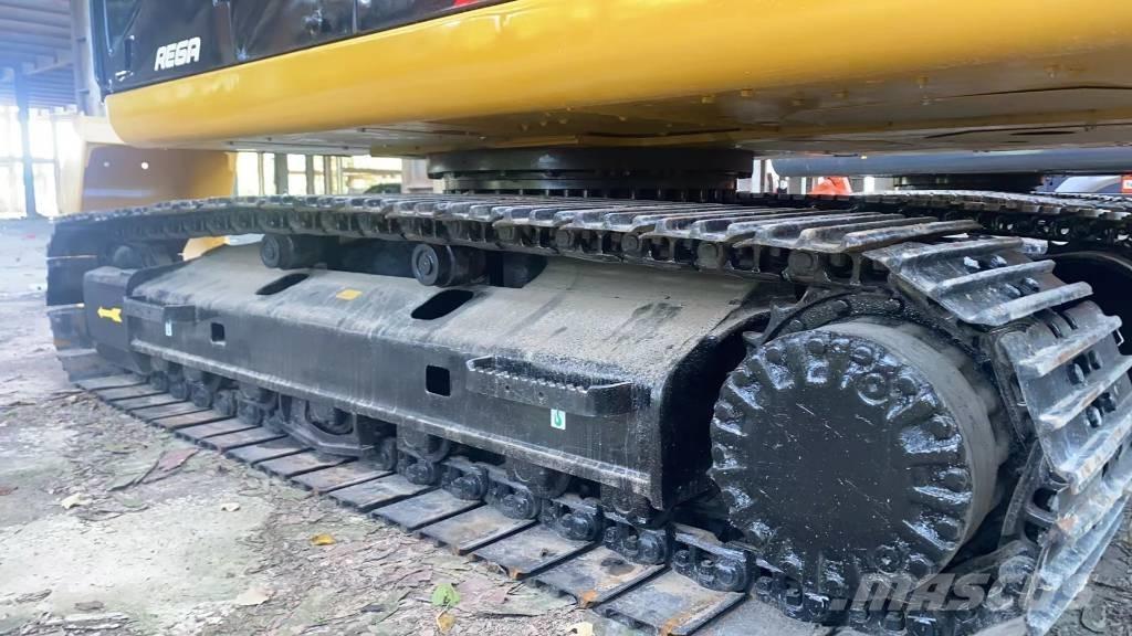 CAT 320D2L Bagri goseničarji