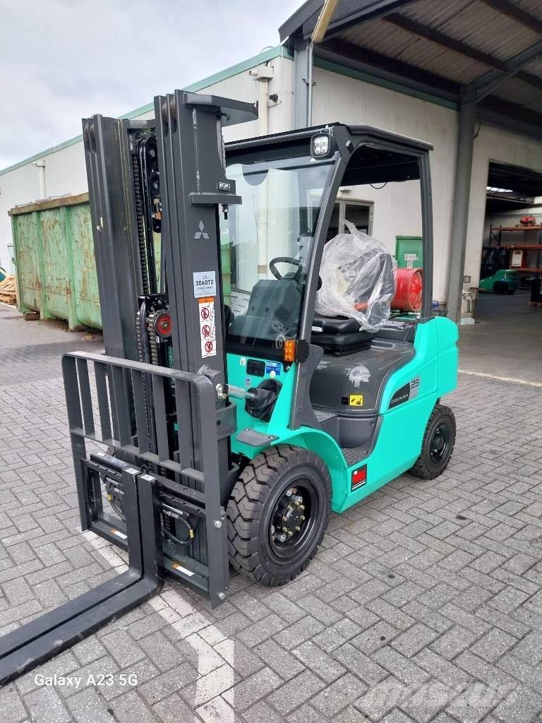 Mitsubishi FG 25 N Plinski viličarji