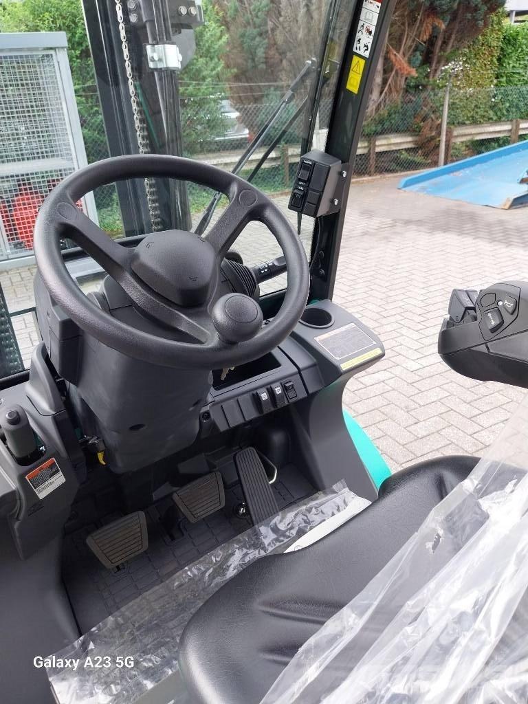 Mitsubishi FG 25 N Plinski viličarji