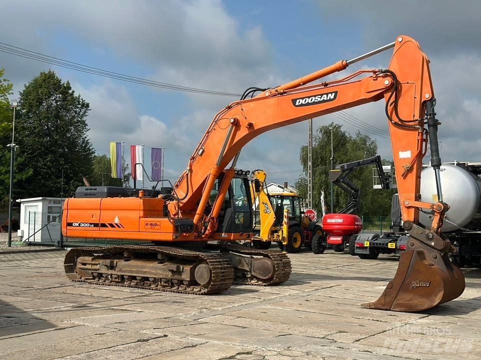 Doosan DX 300 LC-3 Bagri goseničarji