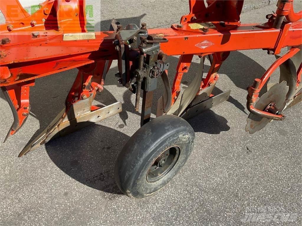 Kuhn MM 110 4T Navadni plugi