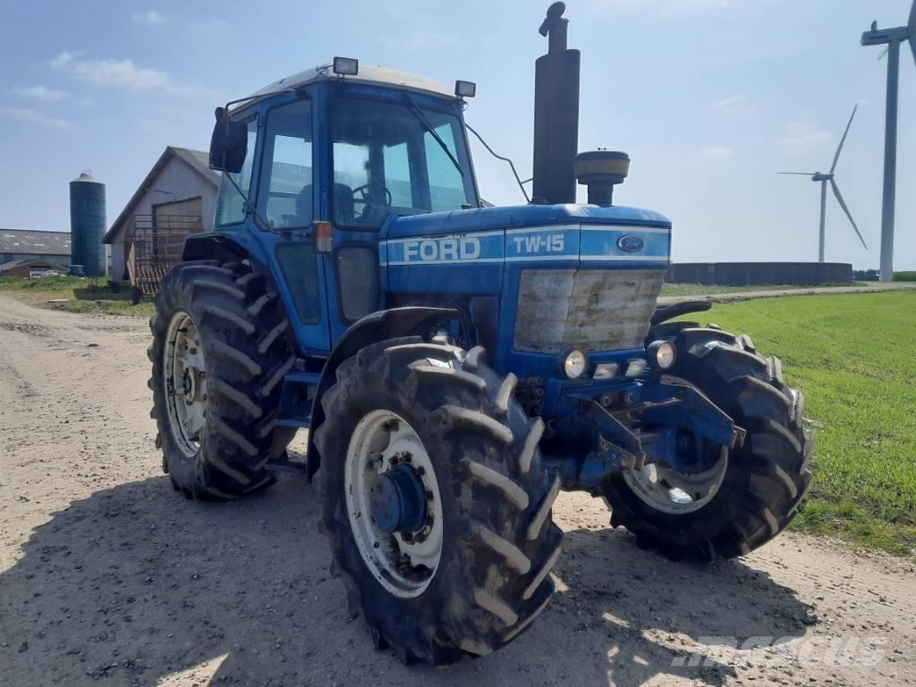 Fordson TW 15 Traktorji