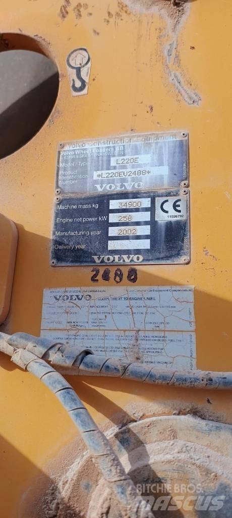 Volvo L 220 E Kolesni nakladalci