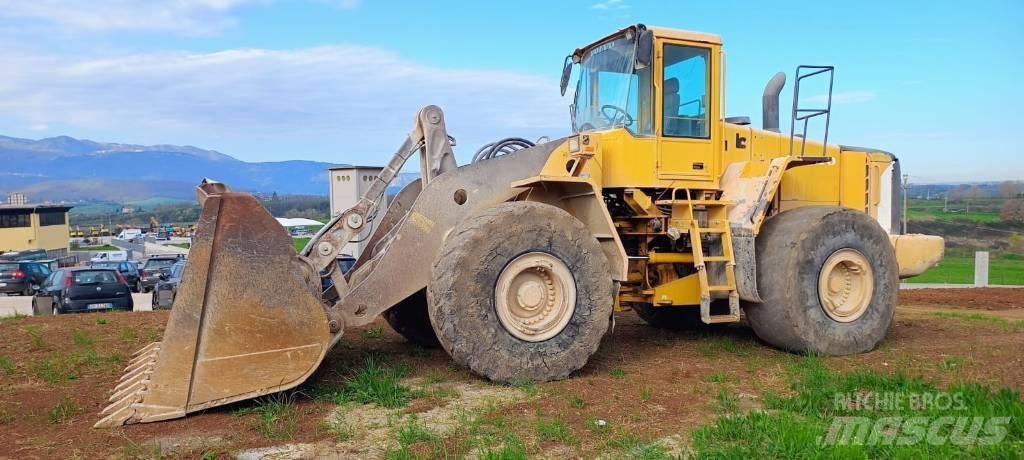 Volvo L 220 E Kolesni nakladalci