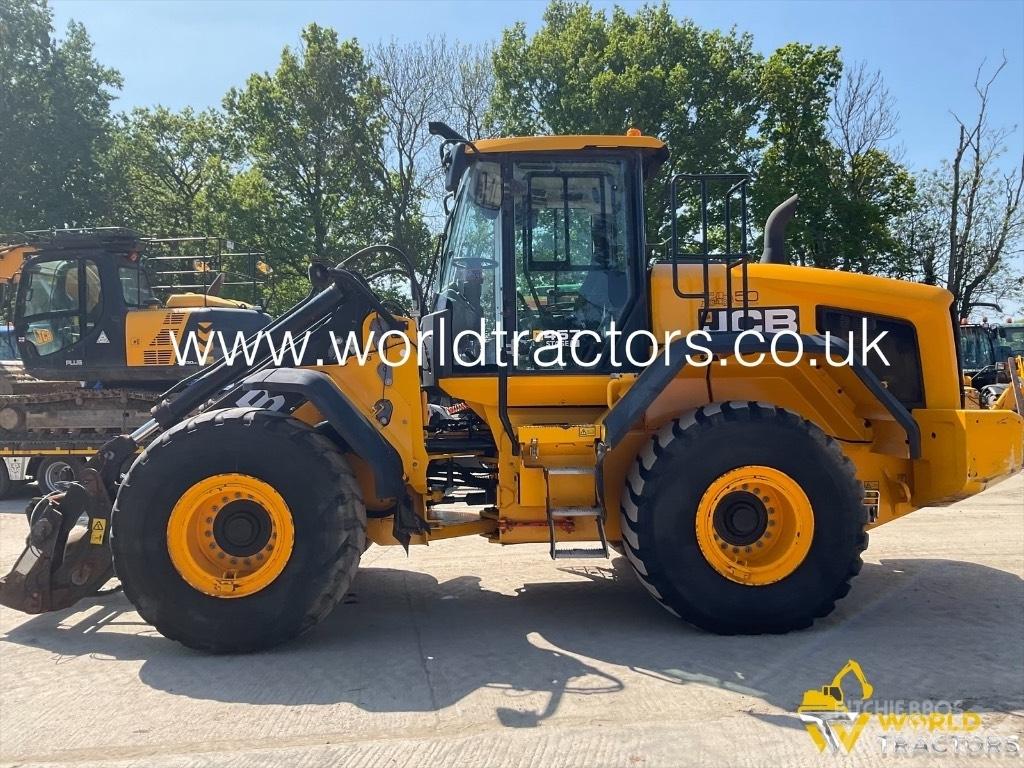 JCB 457 AGRI Kolesni nakladalci