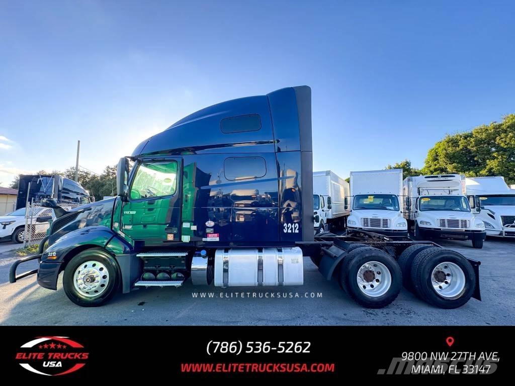 Volvo Commercial VNL Vlačilci