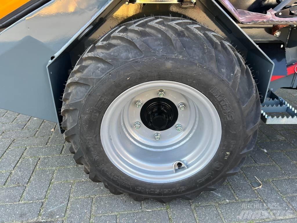 GiANT G2200E X-tra Večnamenski nakladalci