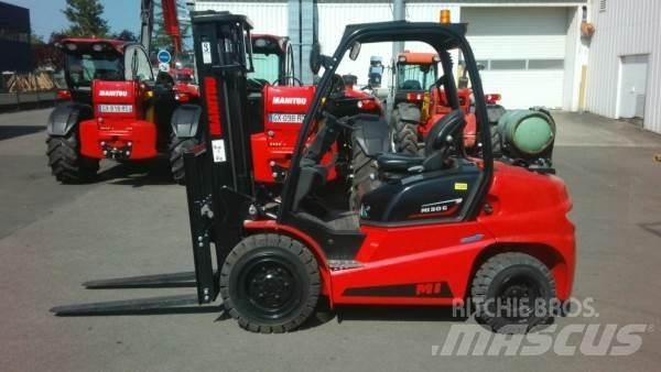 Manitou MI30G ST5 Terenski viličar
