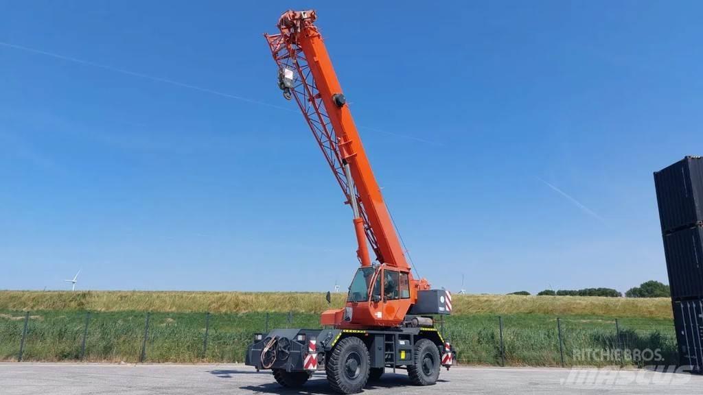 Terex RC30 Avtodvigala