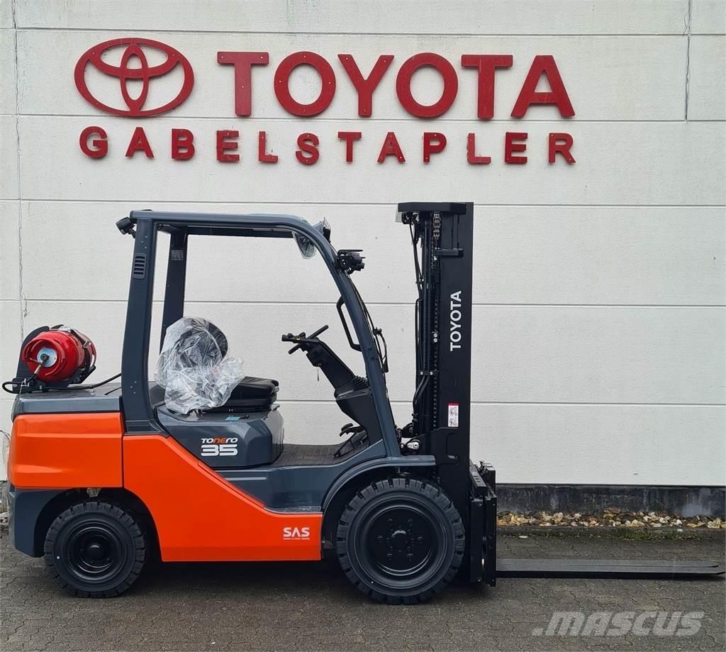 Toyota 02-8FGJF35 Plinski viličarji