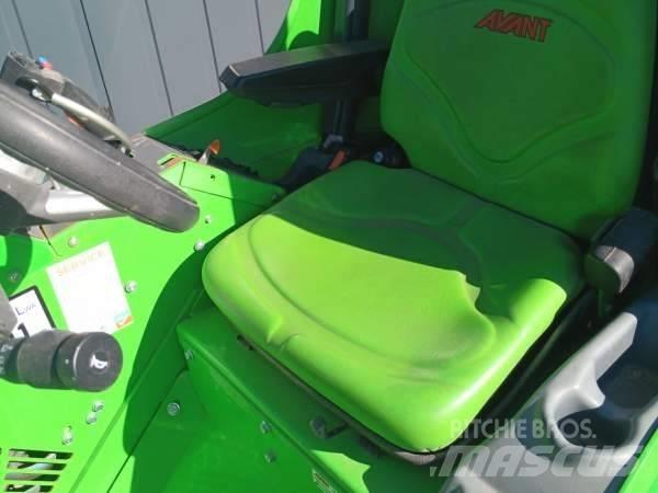 Avant E6 Skid steer mini nakladalci