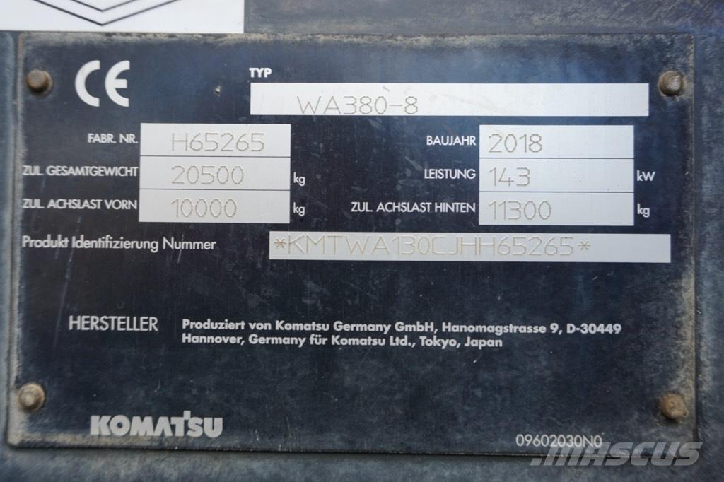 Komatsu WA 380-8 Kolesni nakladalci