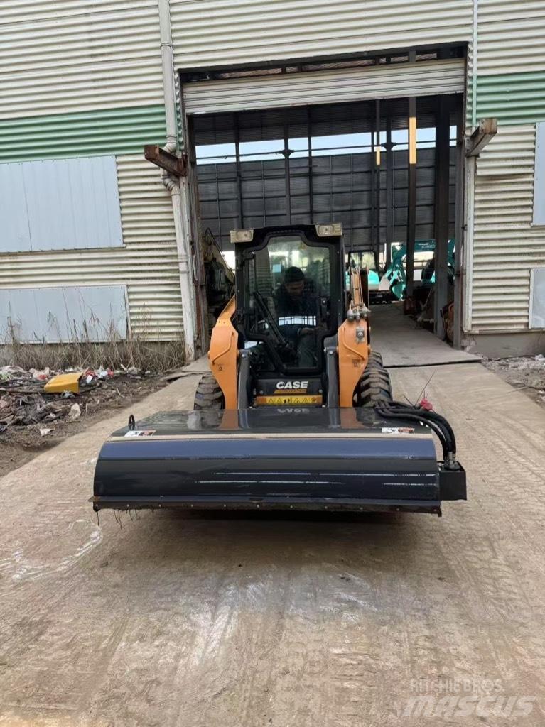 CASE SR 175 Skid steer mini nakladalci