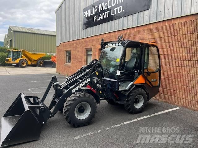 Doosan DL65 Mini nakladalci