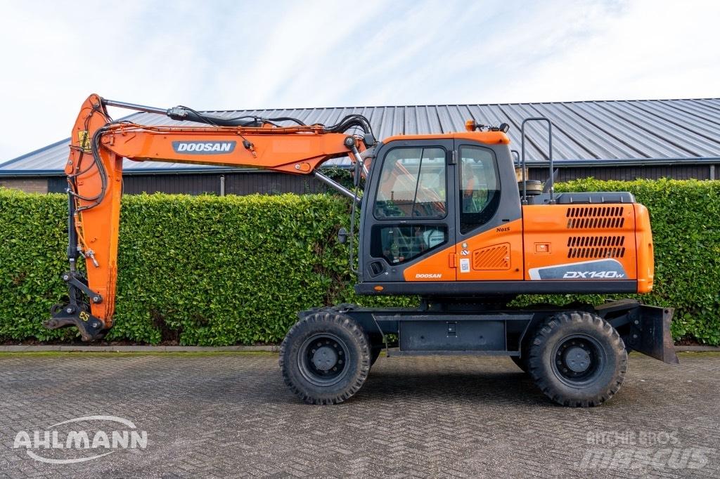 Doosan DX140W-5 Bagri na kolesih
