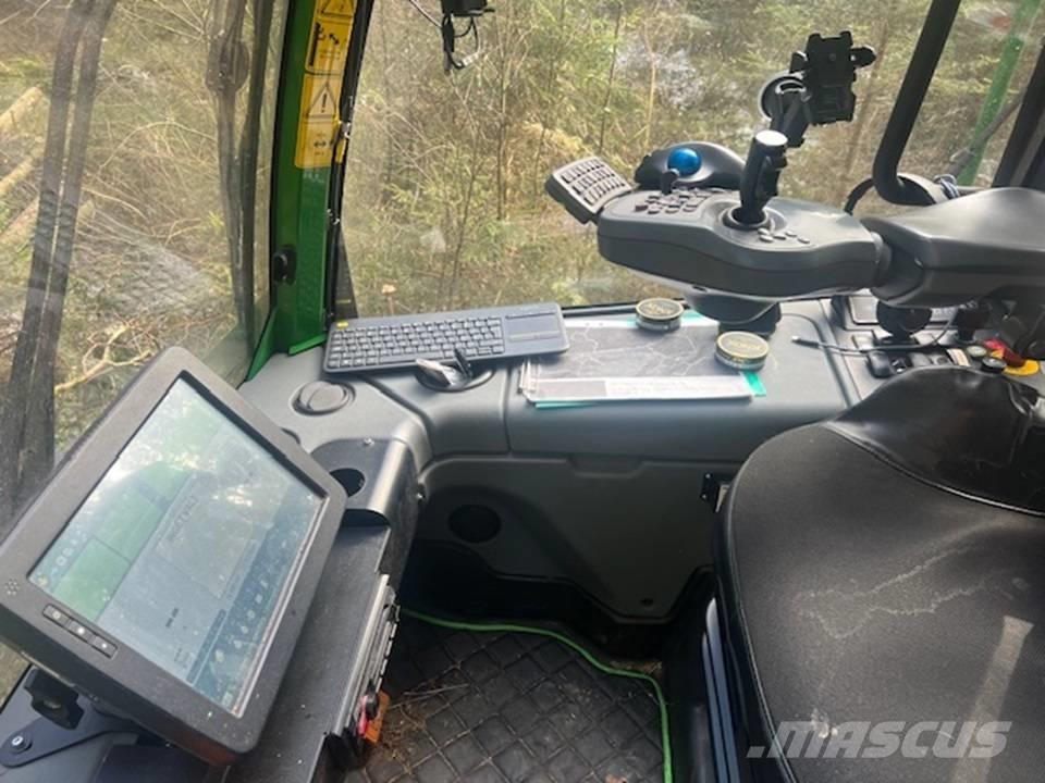 John Deere 1170 G Harvesterji
