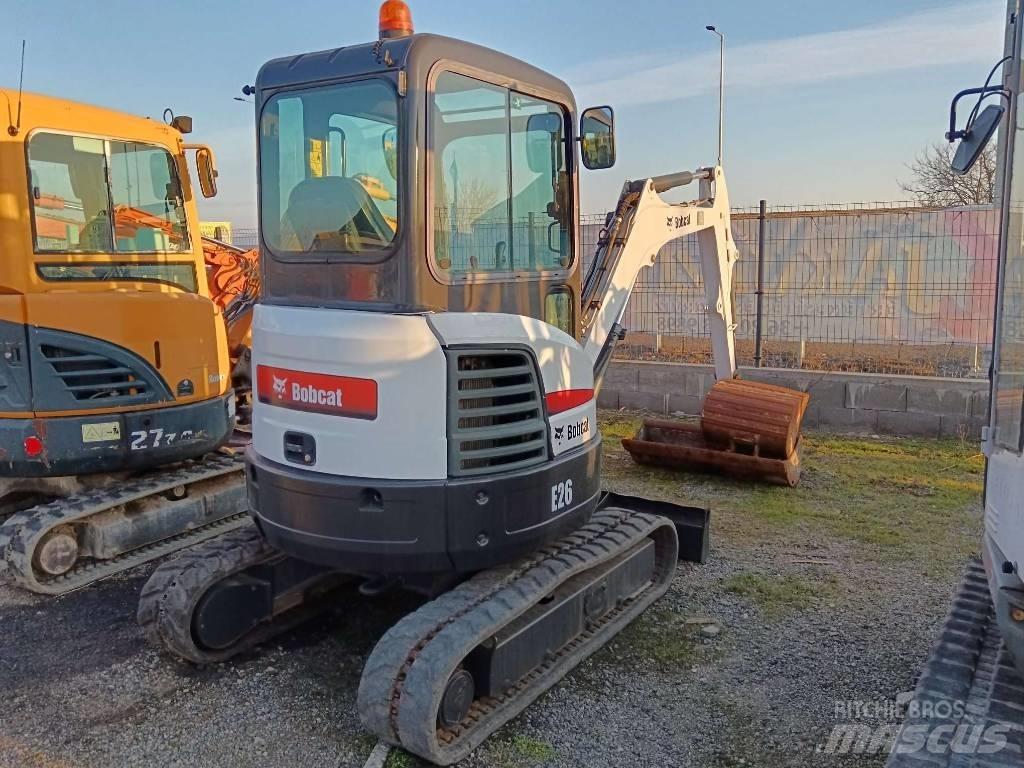 Bobcat E 26 Mini bagri <7t
