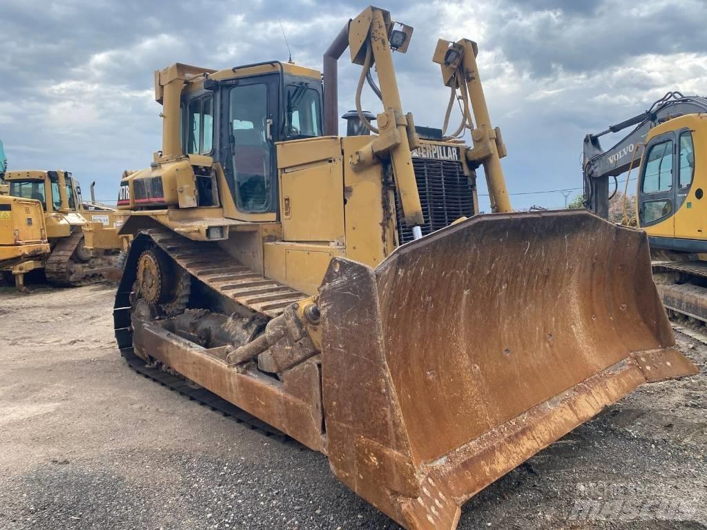 CAT D 7 R Buldožerji goseničarji