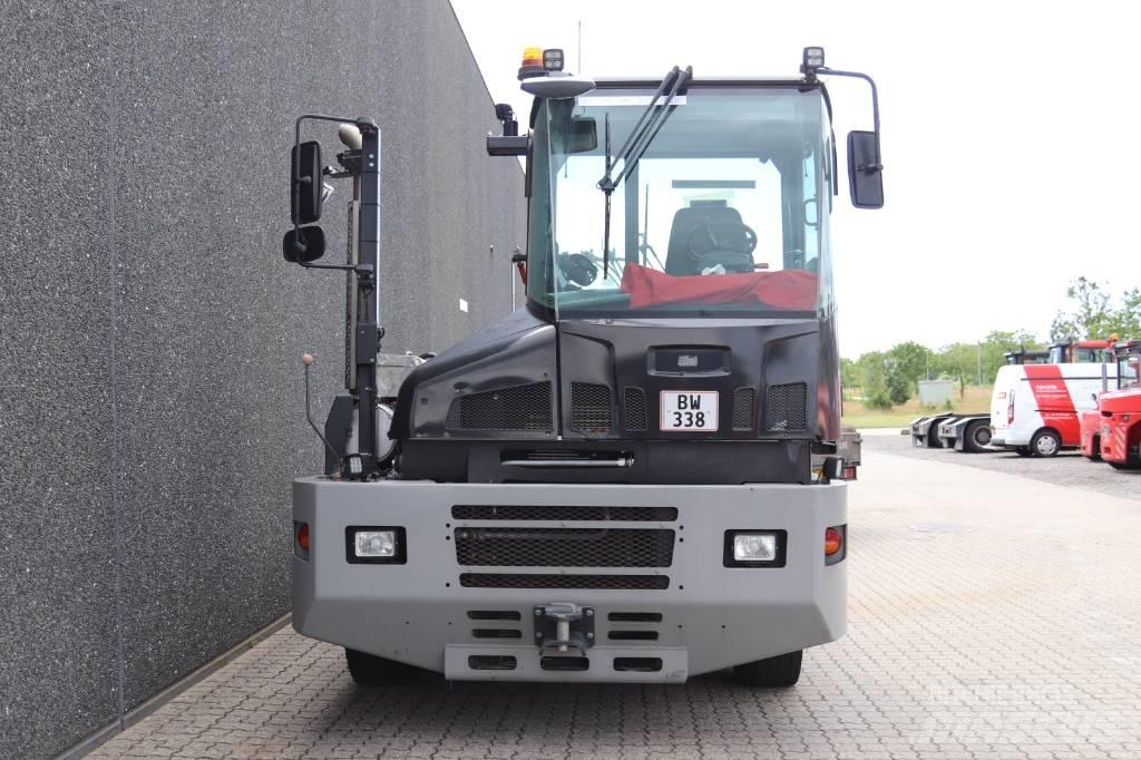 Kalmar TR 618 i Terminalni vlačilci