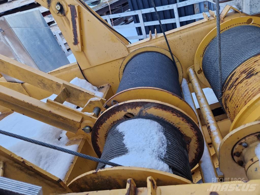 Potain 386B Samopostavljivi žerjavi