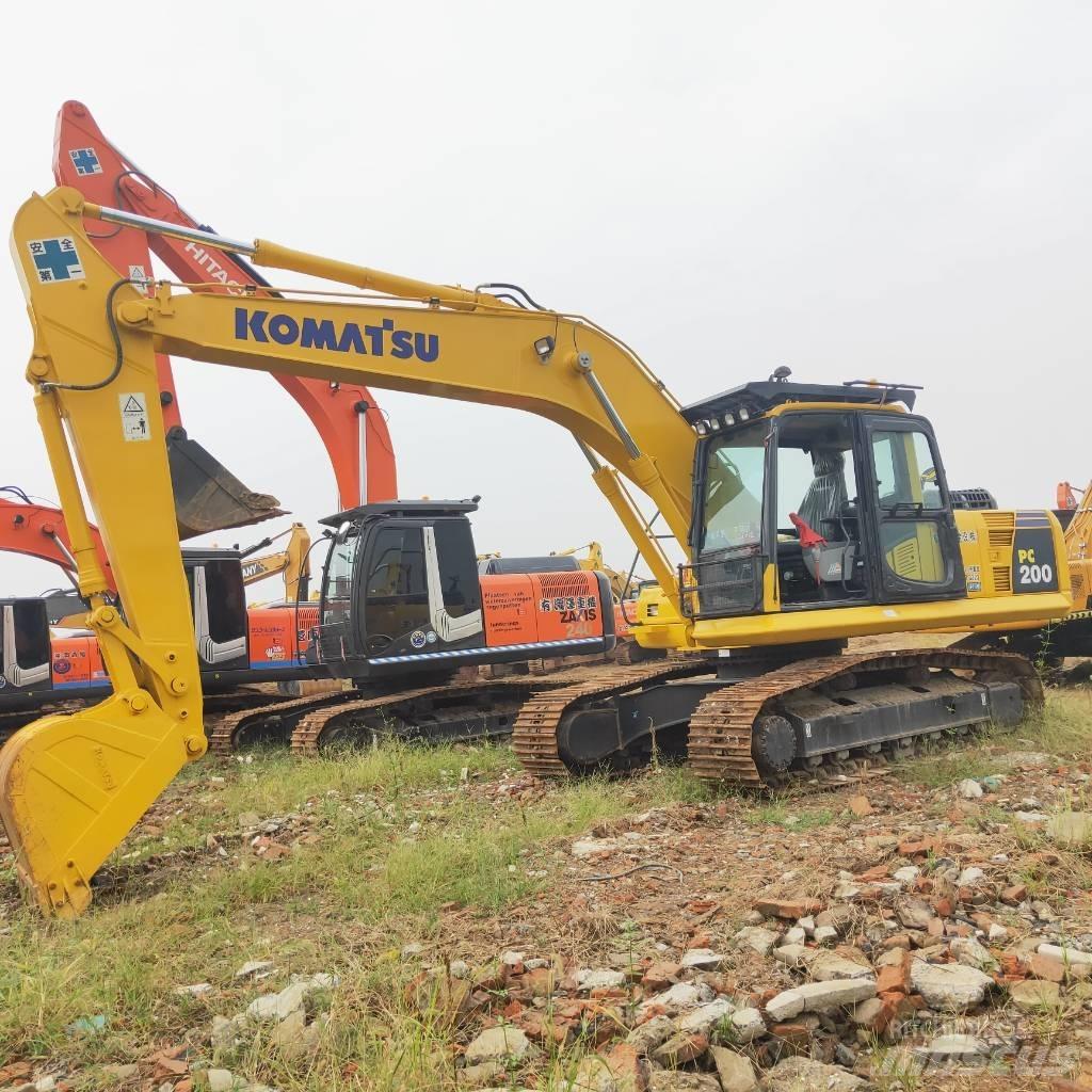 Komatsu PC200-8 Bagri goseničarji