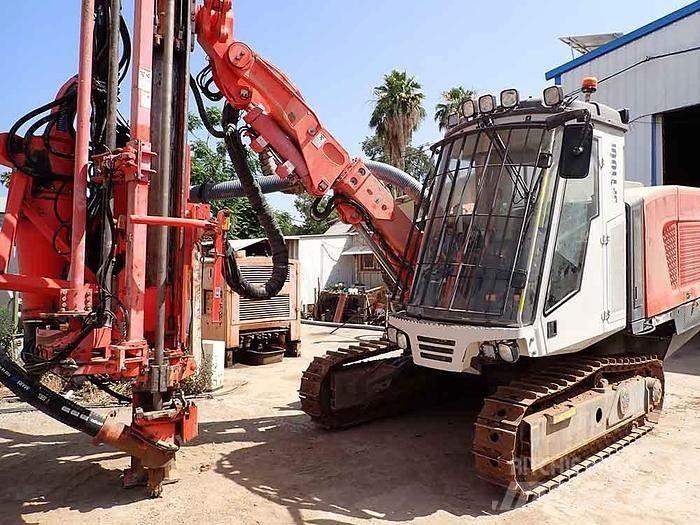 Sandvik DP1100I Terenske vrtalne naprave