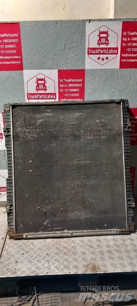 Scania R 440.   1784616 Radiatorji