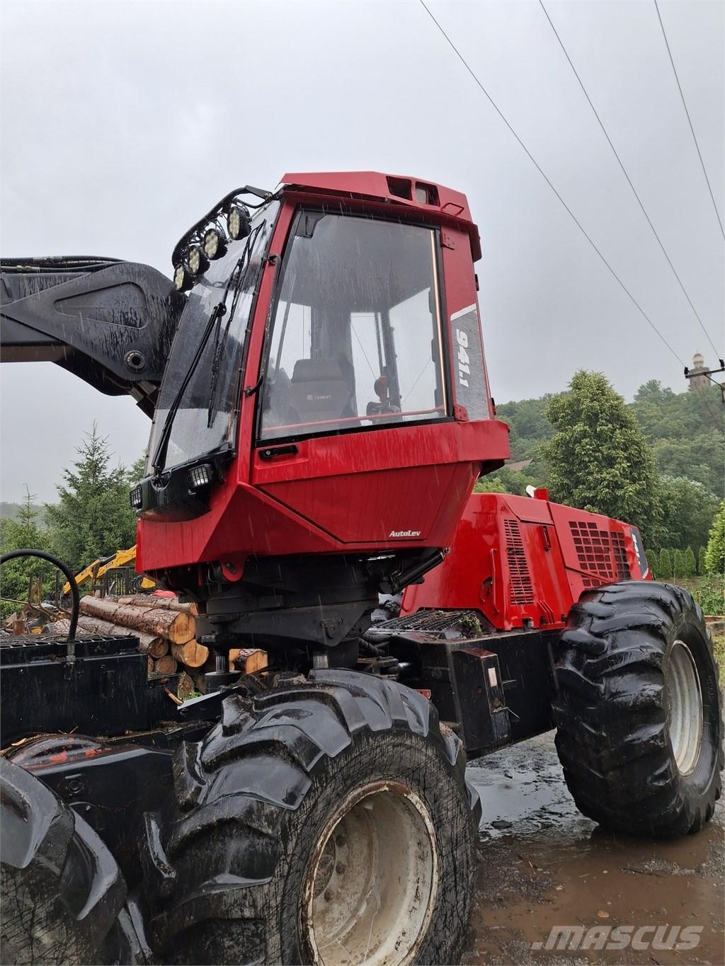 Komatsu 941.1 Harvesterji