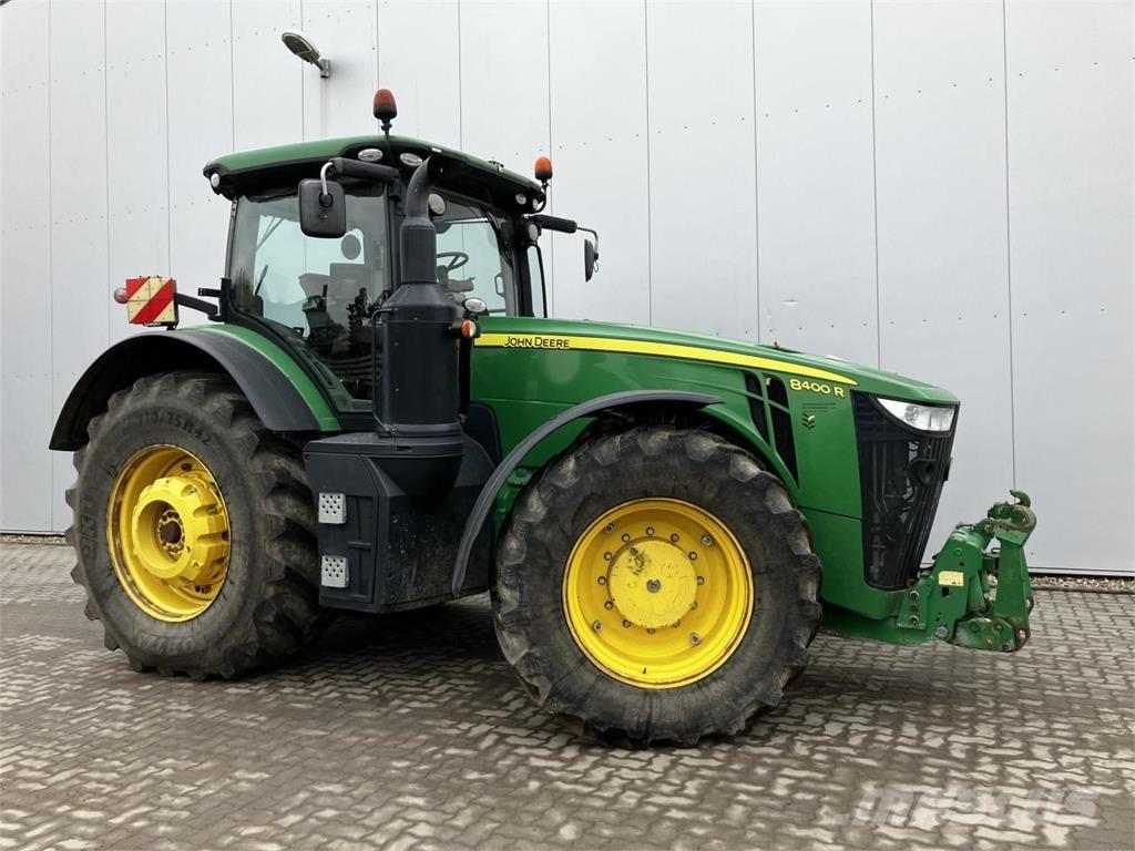 John Deere 8400R Traktorji