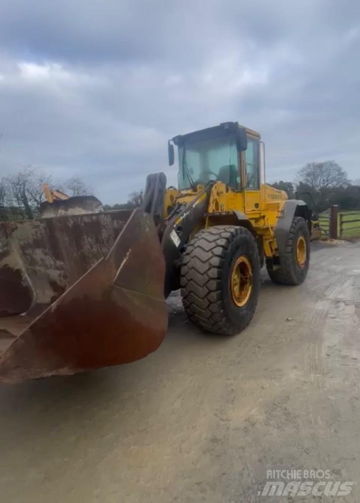 Volvo L 120 E Kolesni nakladalci
