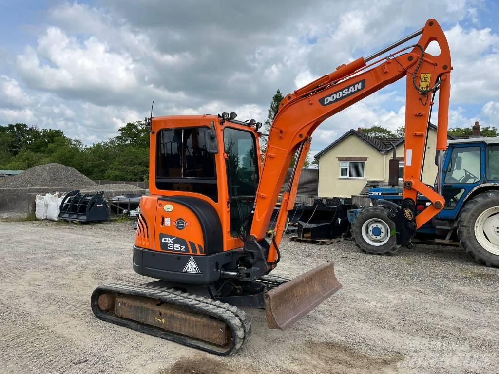 Doosan DX35Z Mini bagri <7t
