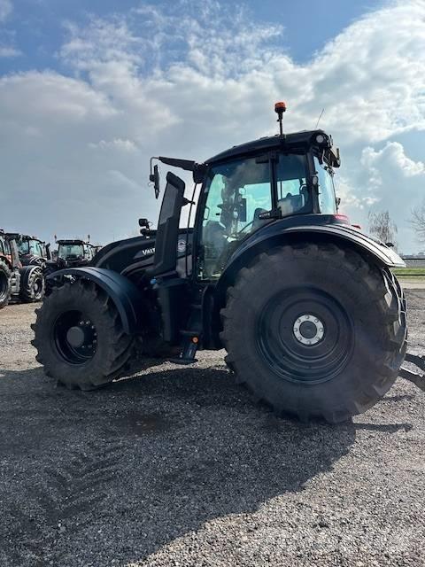 Valtra T 235 D Traktorji