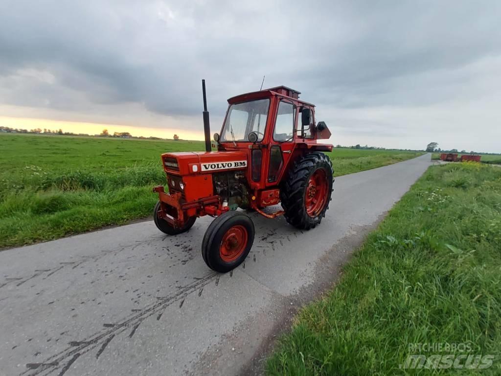 Volvo BM 500 Traktorji