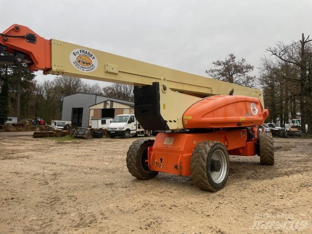 JLG 1250 AJP Zglobne dvižne ploščadi