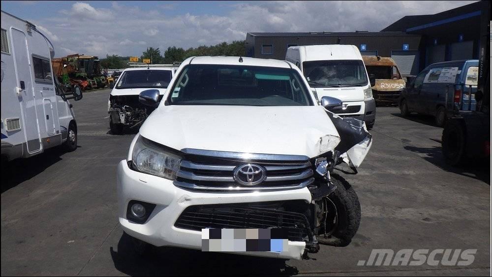 Toyota Hilux 4 Prekucniki