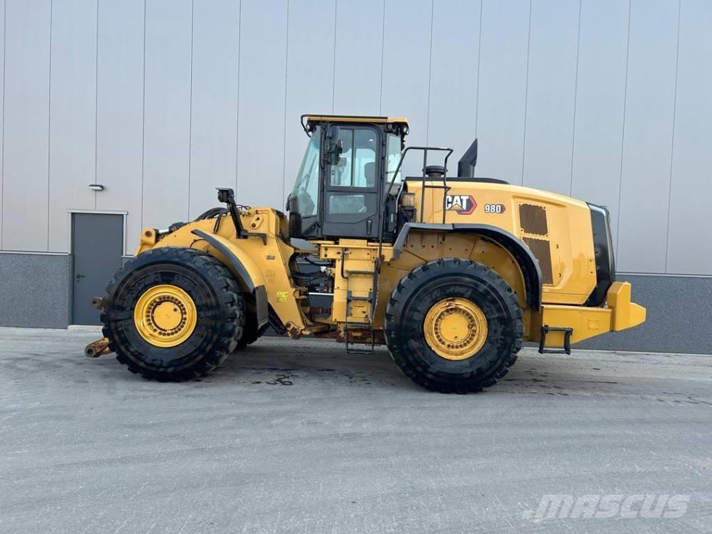 CAT 980 Kolesni nakladalci