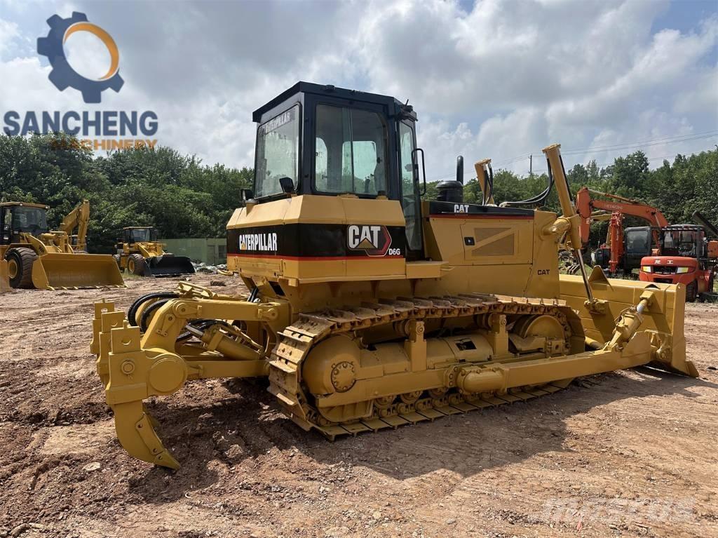 CAT D 6 G Buldožerji goseničarji