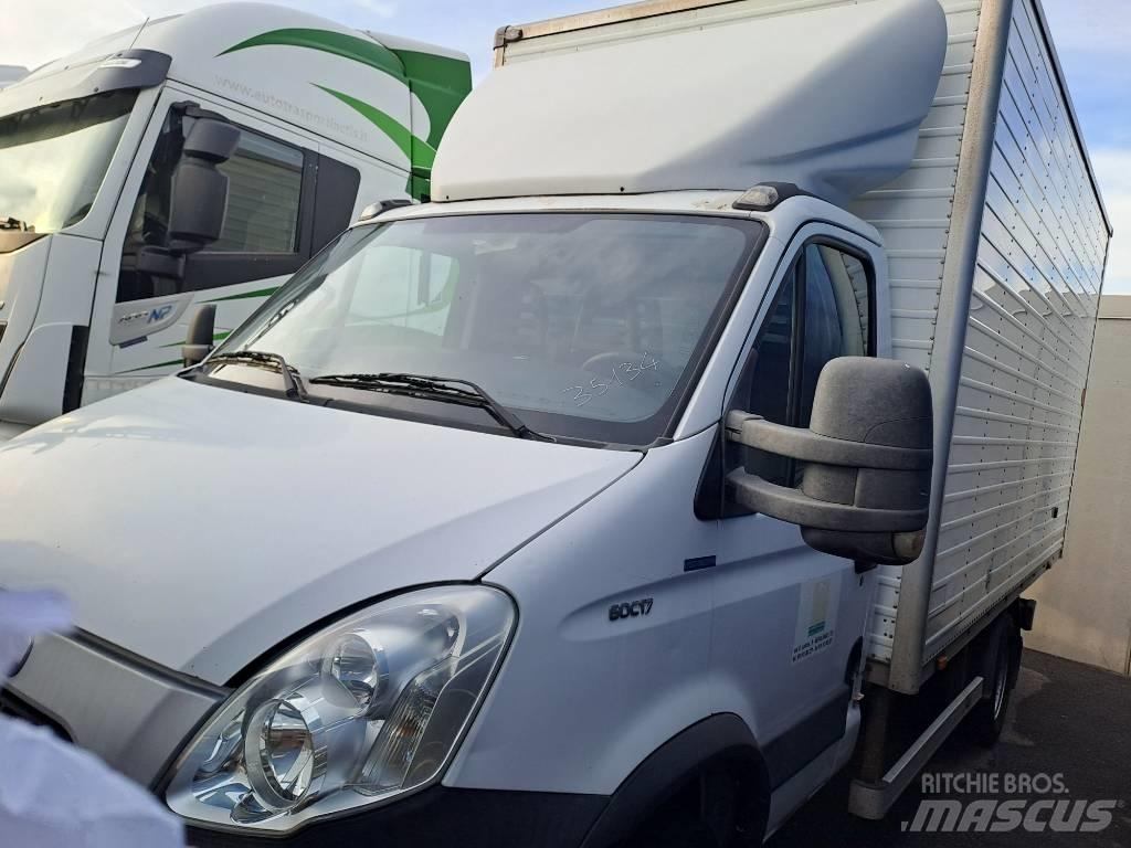 Iveco DAILY 60C17 Tovornjaki zabojniki