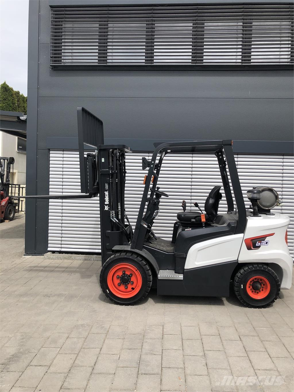 Bobcat G30 NXP Plinski viličarji