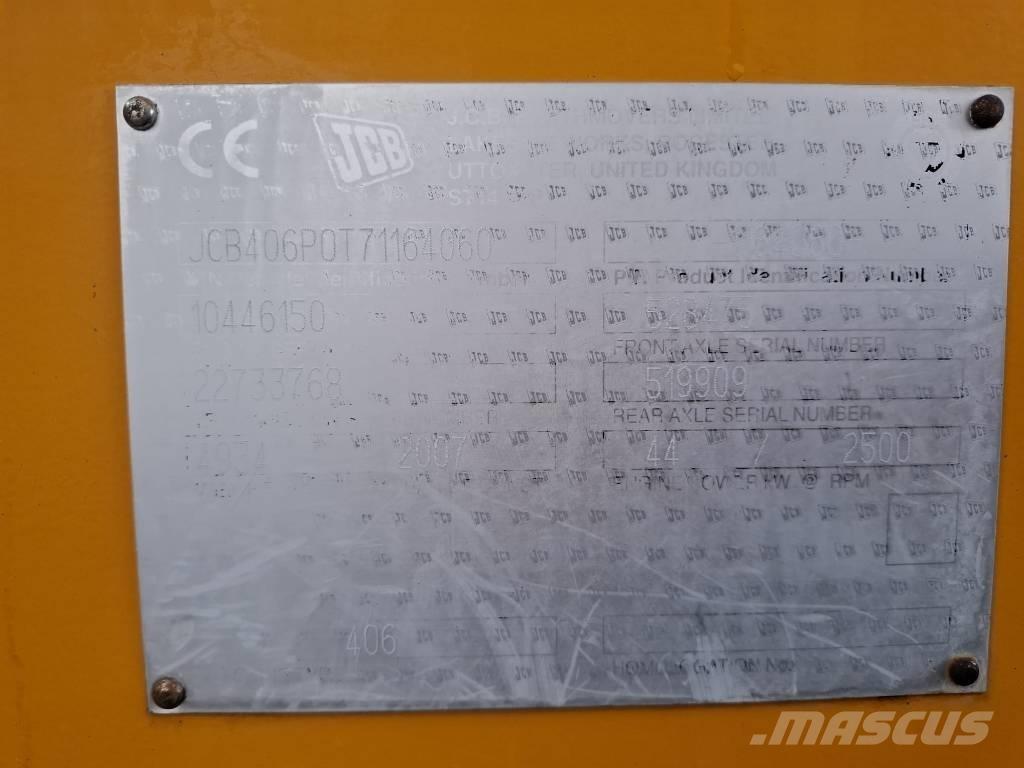 JCB 406 Kolesni nakladalci