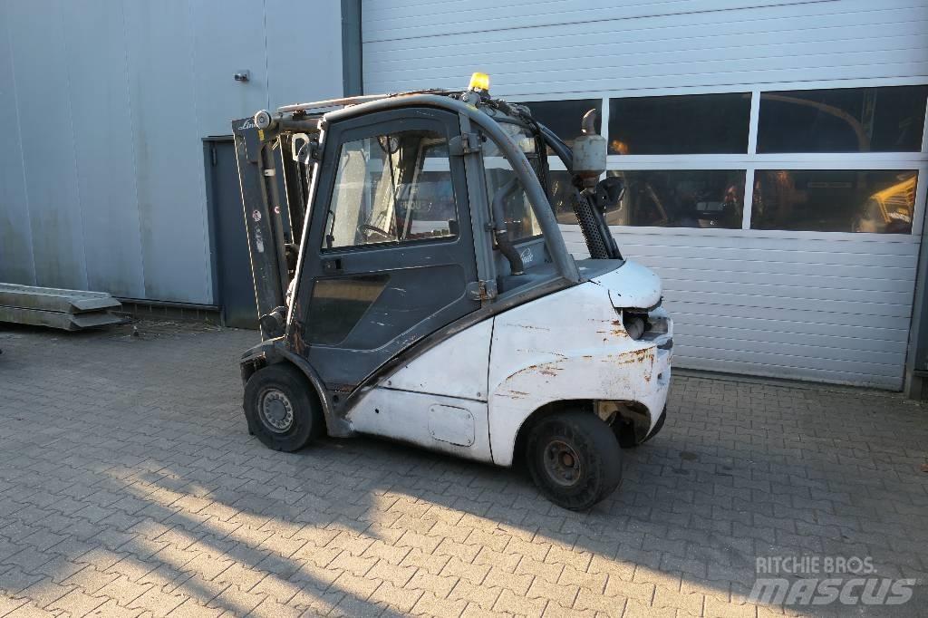 Linde H 30 D Dizelski viličarji