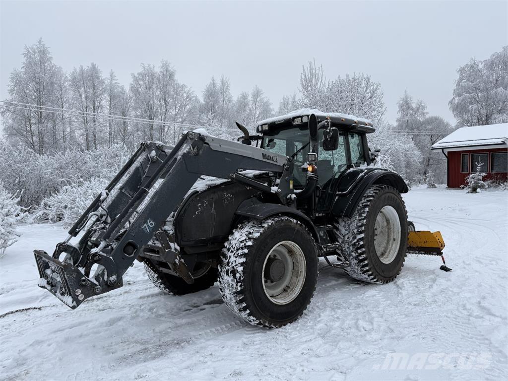 Valtra T191 Traktorji