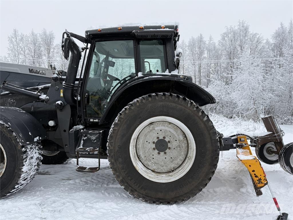 Valtra T191 Traktorji