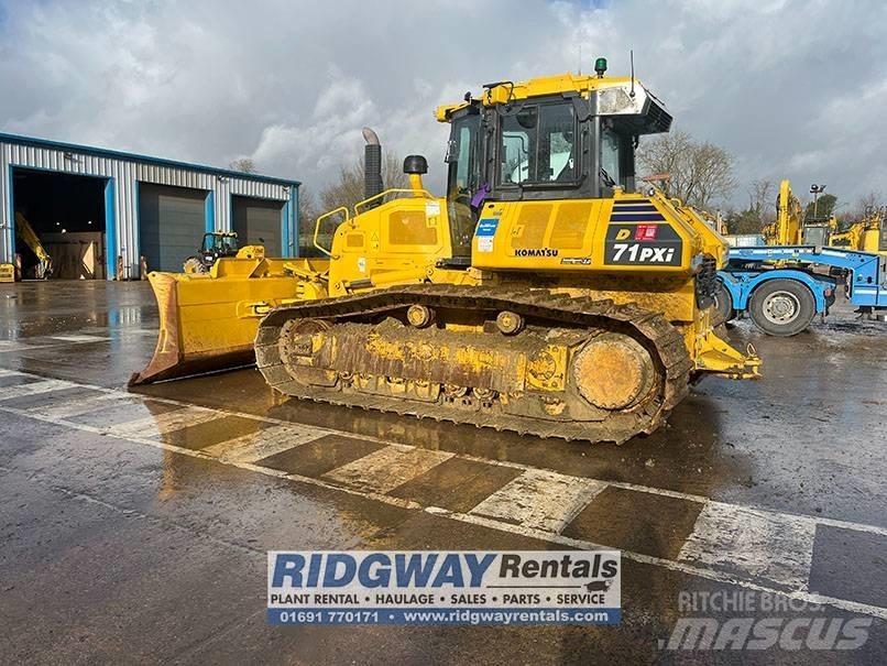 Komatsu D 71 PX-24 Buldožerji goseničarji