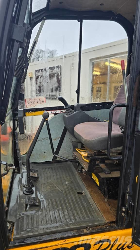 JCB 803 Mini bagri <7t